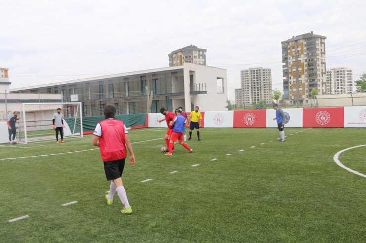 Kabakcı. Görme Engelliler Futbol Milli takımının antrenmanını izledi