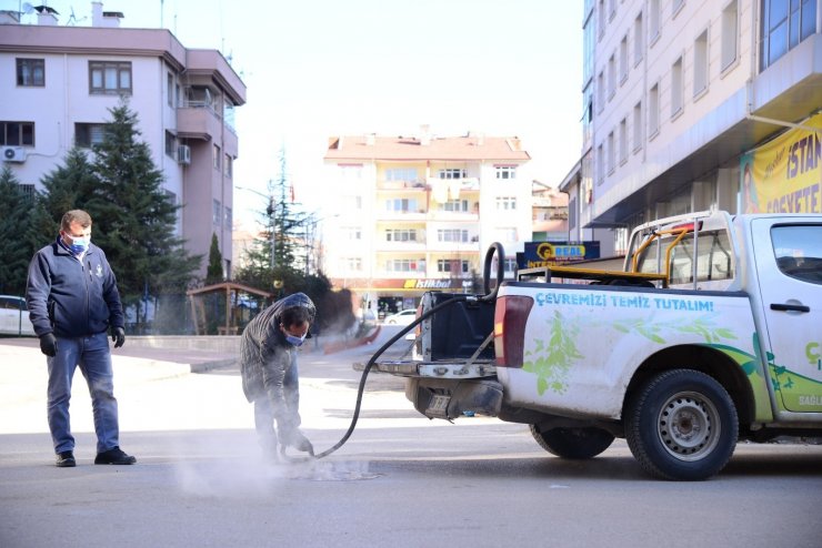 Kahramankazan’da haşere ve kötü kokuyla mücadele sürüyor