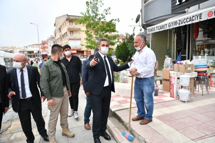 Mamak yaraları sarıyor