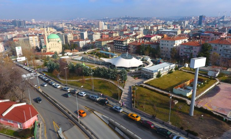 Çankaya’daki 19 Mayıs Gençlik Merkezi’nin inşaat çalışmaları devam ediyor