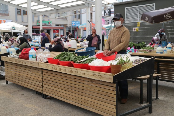 Gölbaşı’ndaki Köylü Pazarı yeni yüzüyle hizmete açıldı