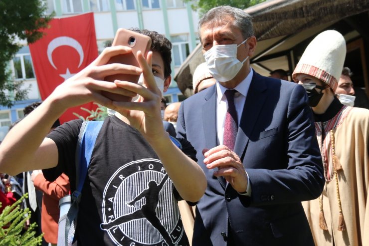 Anadolu Masalları Eskişehir Masal Evi, Bakan Selçuk’un katılımıyla açıldı