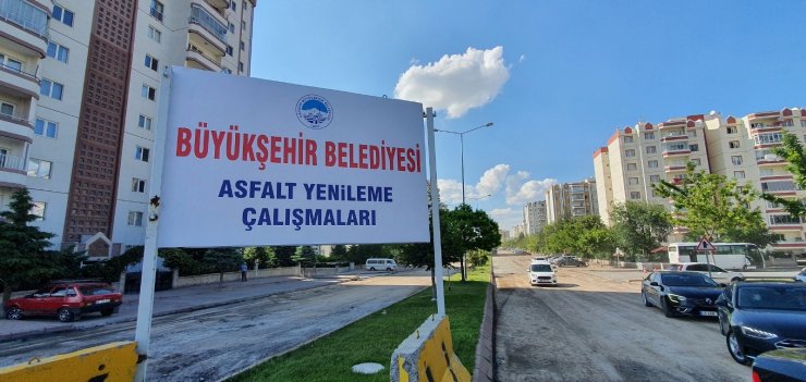 Beyazşehir mahallesine 5 bin ton asfalt