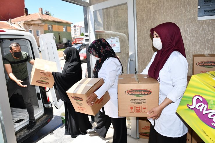 Ev hanımları, önce üretici sonra ihracatçı oldular