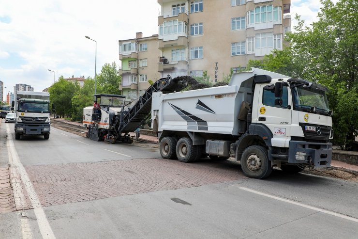 Talas Çimenli Caddesi’nde yenileme çalışması