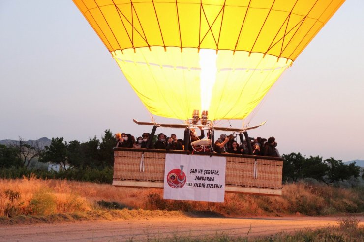 Kapadokya’da jandarmanın kuruluşunu 182.yıldönümü gökyüzünde kutlandı