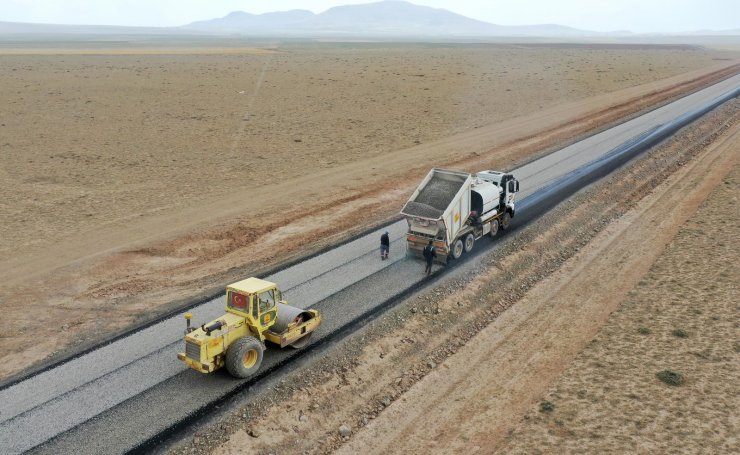 Kulu’ya 26 kilometrelik mahalle yolu