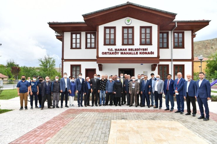 Mamak Belediye Başkanı Köse’den esnafa ziyaret