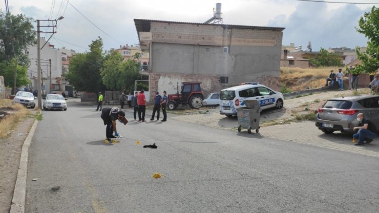 Bağımlılık yapan ilacı yazmayınca doktora saldırmış