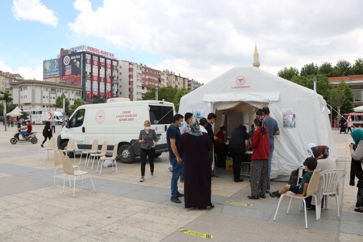 Kırşehir’de çadırda aşı seferberliği