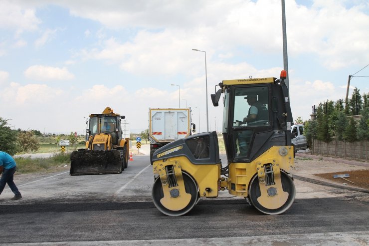 Talas’ta asfalt çalışmaları devam ediyor