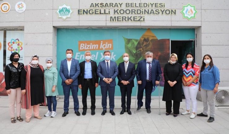 Otizmli öğrenci velileriyle muhtar arasındaki küslük giderildi