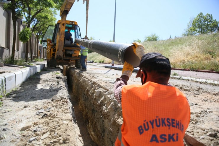 ASKİ Diplomatlar Sitesi’nde 7 bin metrelik içme suyu imalatına başladı