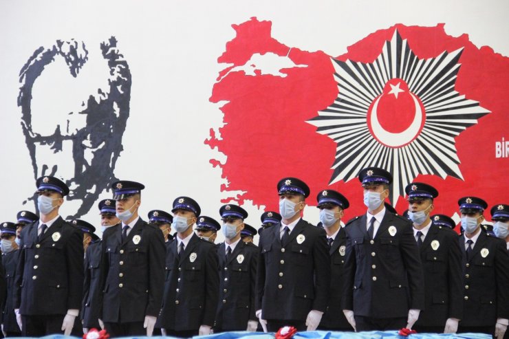 Karaman POMEM’de 260 polis adayı mezun oldu