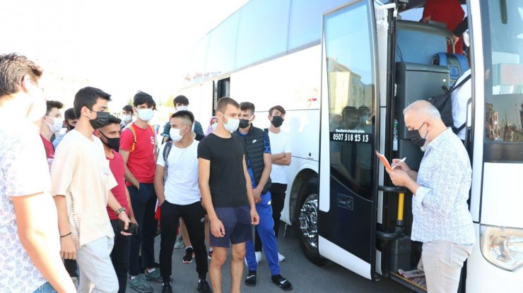 Niğde polisi, başarılı öğrencilere Çanakkale’yi gezdirecek