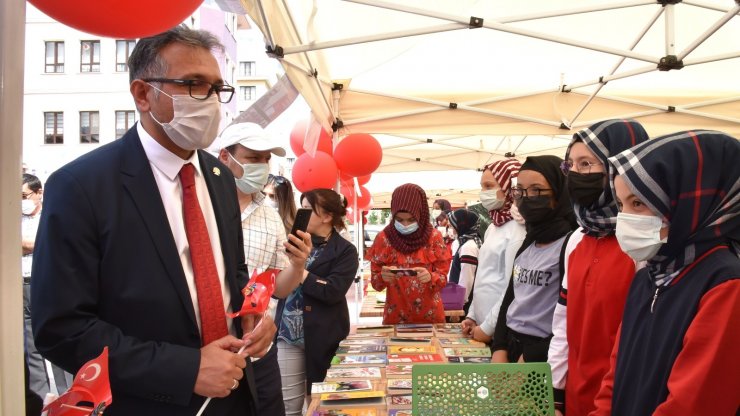 Rektör Aksoy, “Okulumda KANpanya Var” etkinliğine katıldı