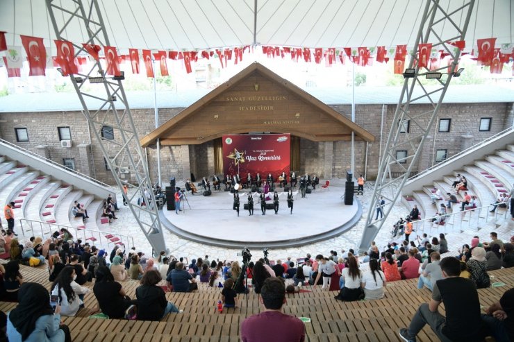 Mamak’ta yaz konserleri devam ediyor