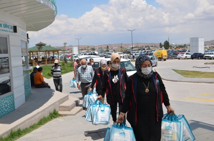 Aksaray Belediyesinden hastalara bakım seti