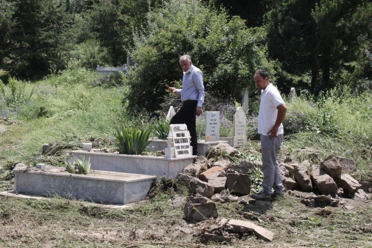 Yozgat’ta etkili olan sel ekili alanlara zarar verdi