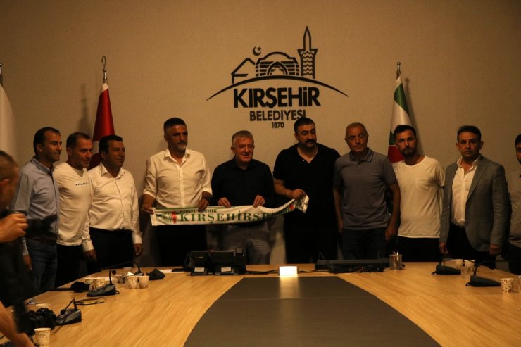 Kırşehir Belediyespor Hakkı Hocaoğlu ile anlaştı