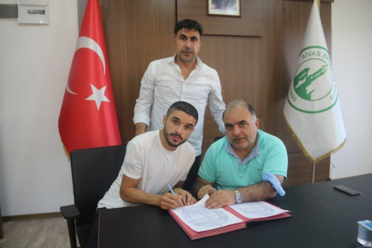 Sivas Belediyespor, İbrahim Yakup İnal’ı transfer etti