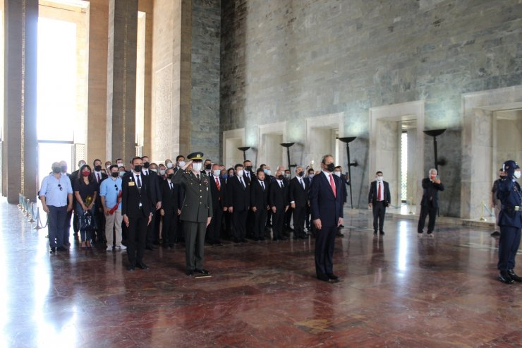 Galatasaray Başkanı Elmas ve yönetim kurulu Anıtkabir’de