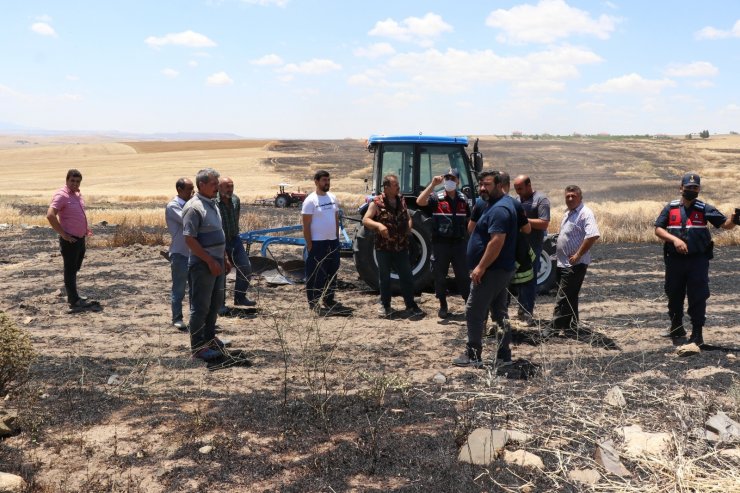 Aksaray’da hasada günler kala 250 dekarlık arpa tarlası kül oldu