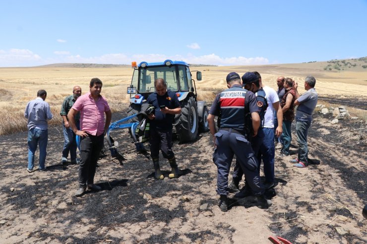 Aksaray’da hasada günler kala 250 dekarlık arpa tarlası kül oldu