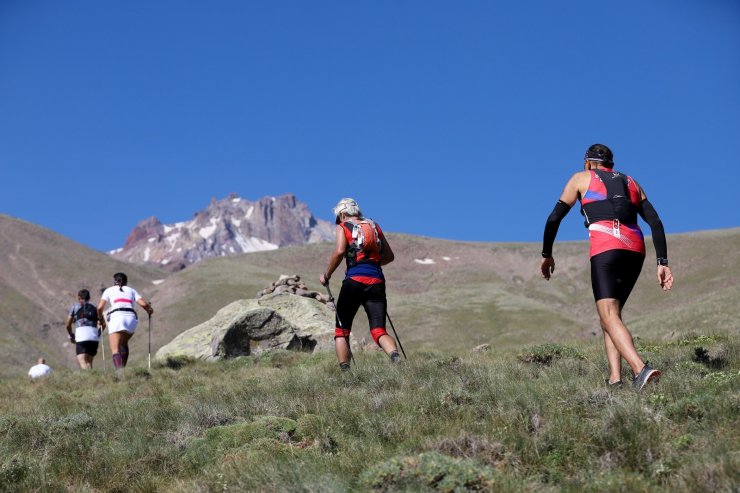 Erciyes Ultra Dağ Maratonu başladı