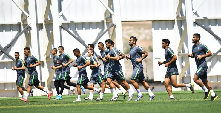 Konyaspor yeni sezon hazırlıklarını sürdürüyor