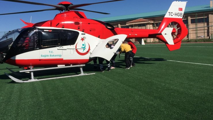 Konya’da beyin kanaması geçiren kadına hava ambulansı