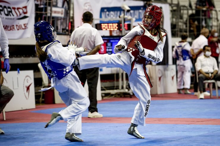 Zekeriya Tutar Yıldızlar Türkiye Taekwondo Şampiyonası başladı