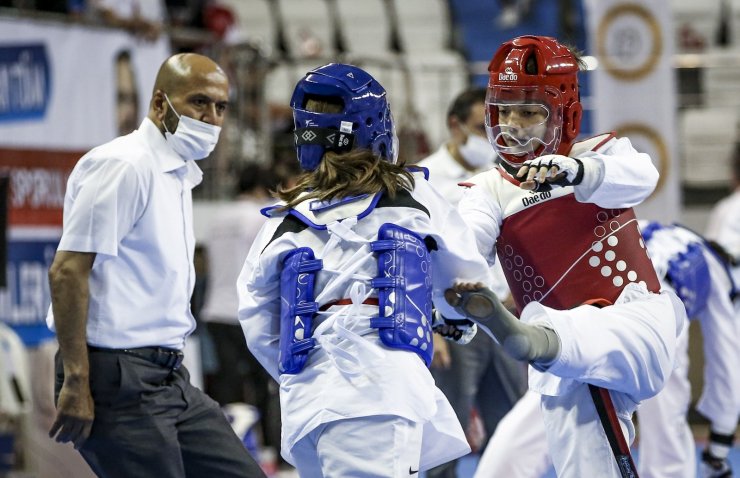 Zekeriya Tutar Yıldızlar Türkiye Taekwondo Şampiyonası başladı