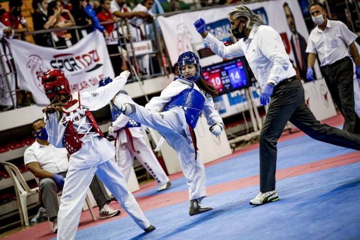 Zekeriya Tutar Yıldızlar Türkiye Taekwondo Şampiyonası başladı