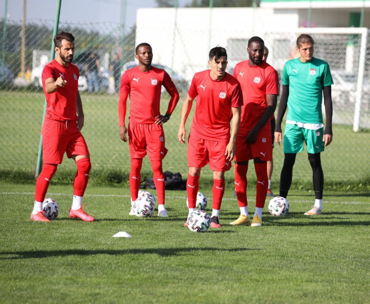 Sivasspor yeni sezona sıkı hazırlanıyor