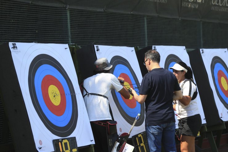 Bakan Kasapoğlu’ndan Tokyo 2020’ye hazırlanan milli sporculara destek ziyareti