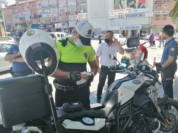 Aksaray’da motosikletlere sıkı denetim