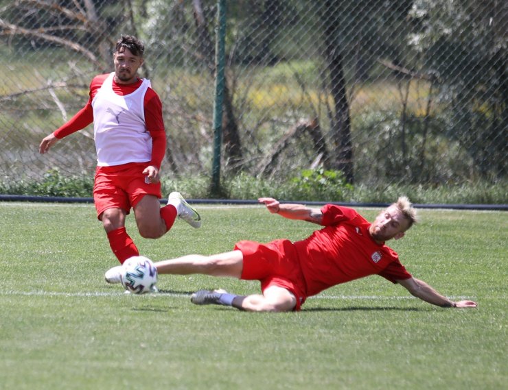 Sivasspor Petrocub maçına hazırlanıyor