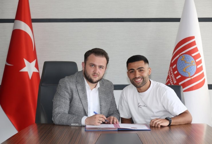 Nevşehir Belediyespor gurbetçi futbolcuyu transfer etti