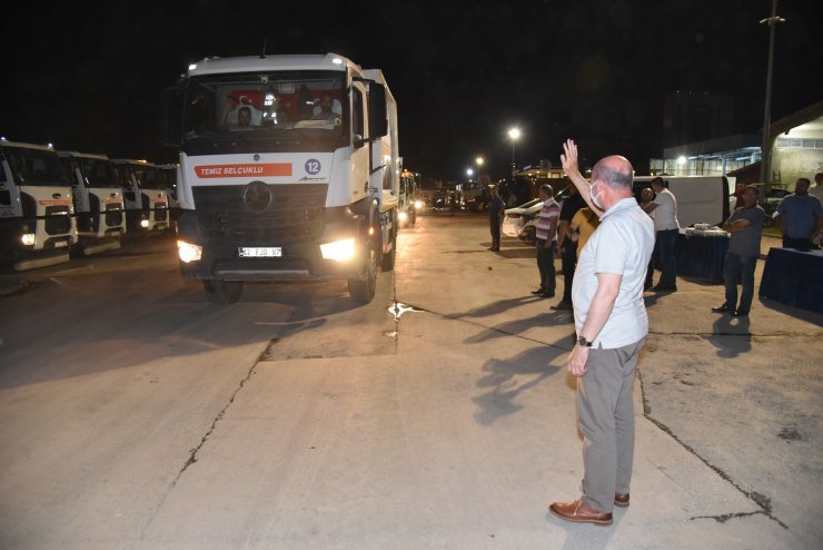 Başkan Pekyatırmacı bayram mesaisindeki personeli ziyaret etti