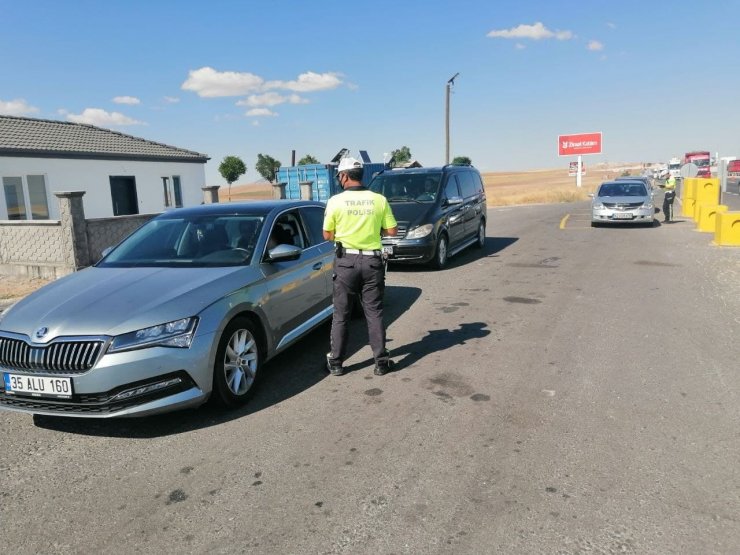 Aksaray’da bayram tatilinin son günü uygulamalar sıklaştırıldı