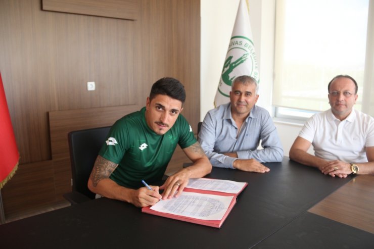 Abdullah Topkara, Sivas Belediyespor’a transfer oldu