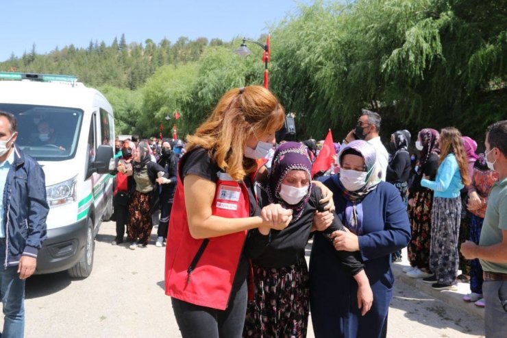 Aksaraylı şehit son yolculuğuna uğurlandı