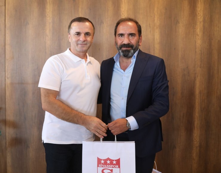 Sivasspor’dan Petrocub’a maç öncesi dostluk yemeği