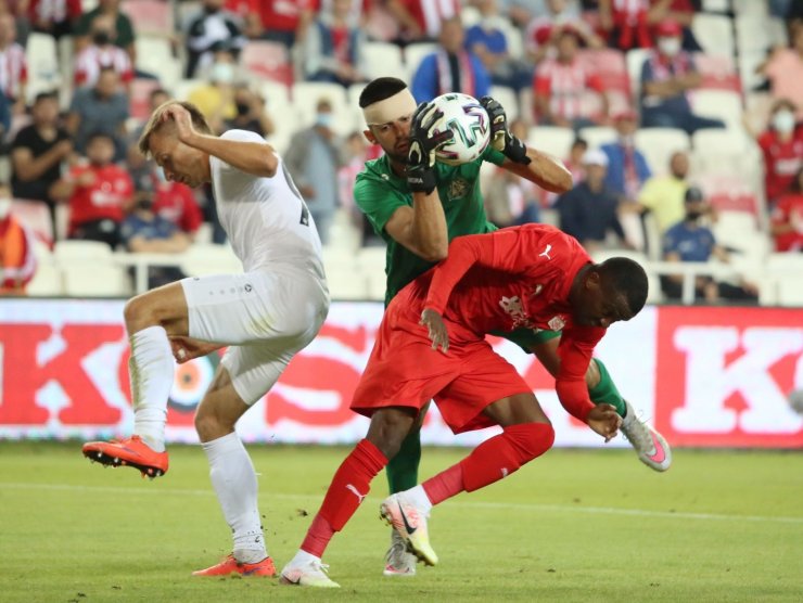 UEFA Avrupa Konferans Ligi: Sivasspor: 0 - Petrocub Hincesti: 0