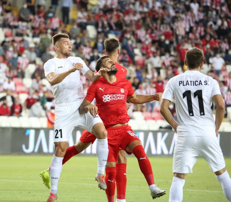 UEFA Avrupa Konferans Ligi: Sivasspor: 0 - Petrocub Hincesti: 0