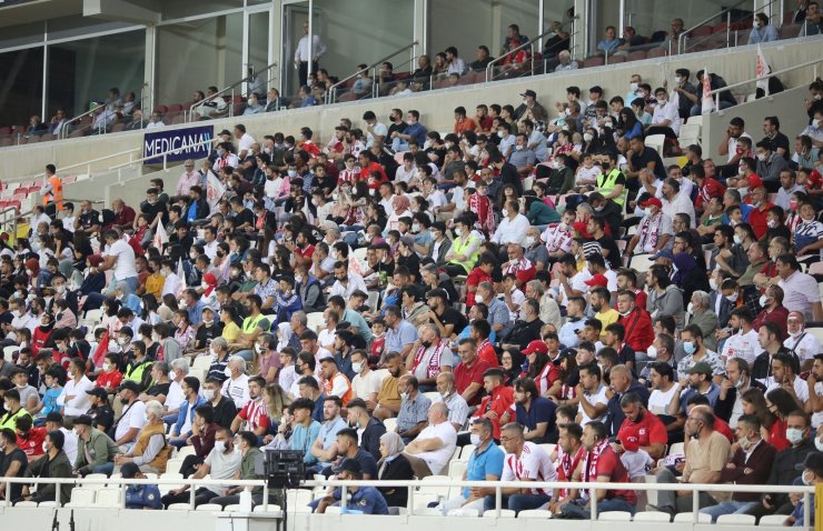 UEFA Avrupa Konferans Ligi: Sivasspor: 0 - Petrocub Hincesti: 0