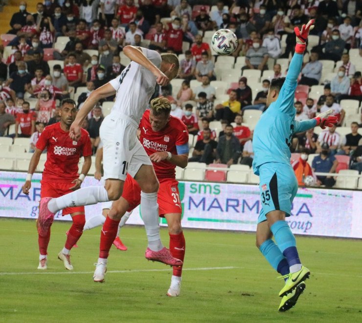 UEFA Avrupa Konferans Ligi: Sivasspor: 1 - Petrocub Hincesti: 0 (Maç sonucu)