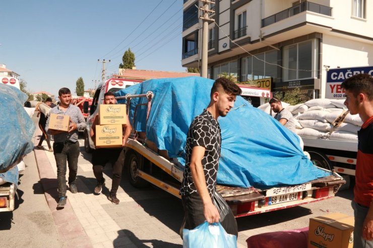 Aksaraylı oto çekiciler bu sefer araç değil yardım taşıdı