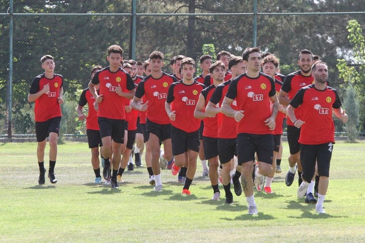 Eskişehirspor yeni sezon hazırlıklarına devam ediyor